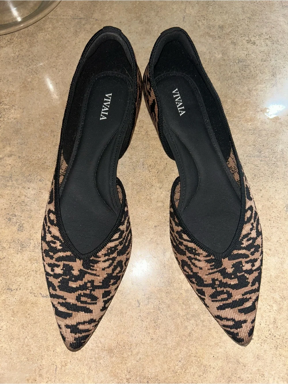 Vivaia Shoes - Pointed-Toe D'Orsay Flats (Melia) leopard print